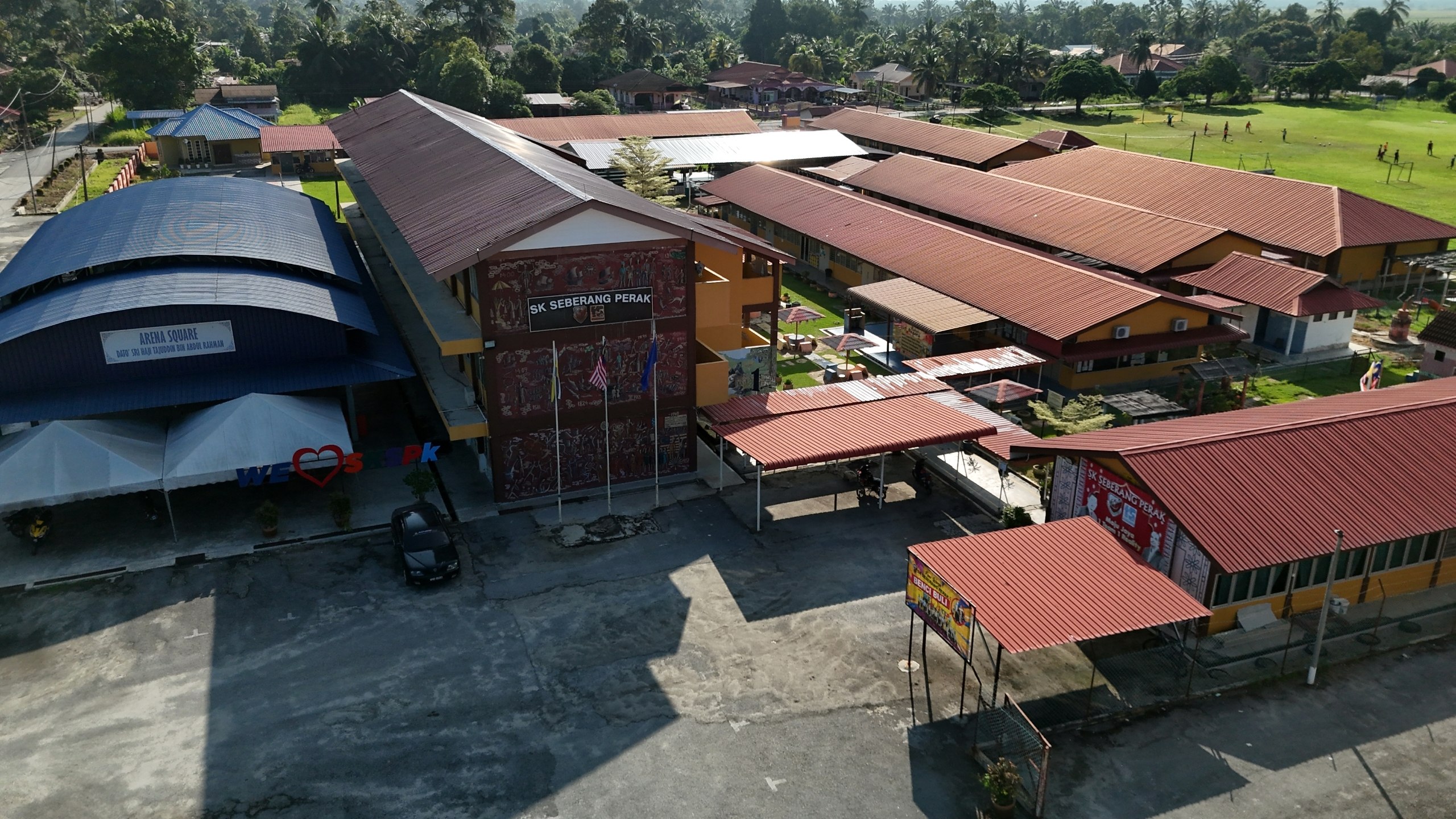 Bangunan SK Seberang Perak